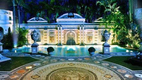 mansion versace miami